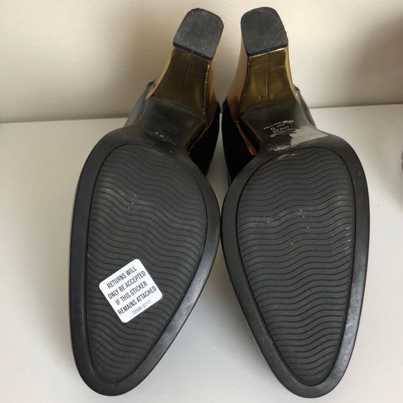 Hogan Black Patent Gold Detail Heeled Loafers - Picture 6 of 7